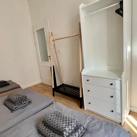 Stunning 2bdr In アパート