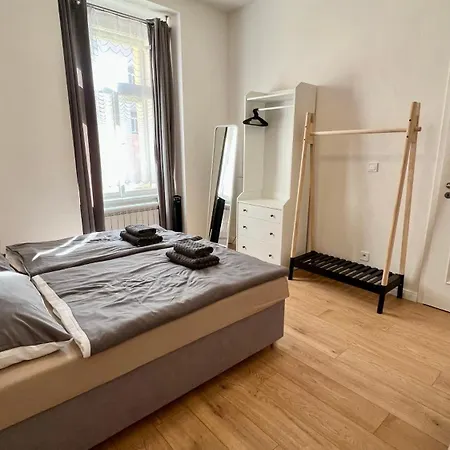Stunning 2bdr In Διαμέρισμα Πράγα