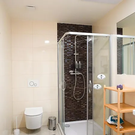 Stunning 2bdr In Διαμέρισμα